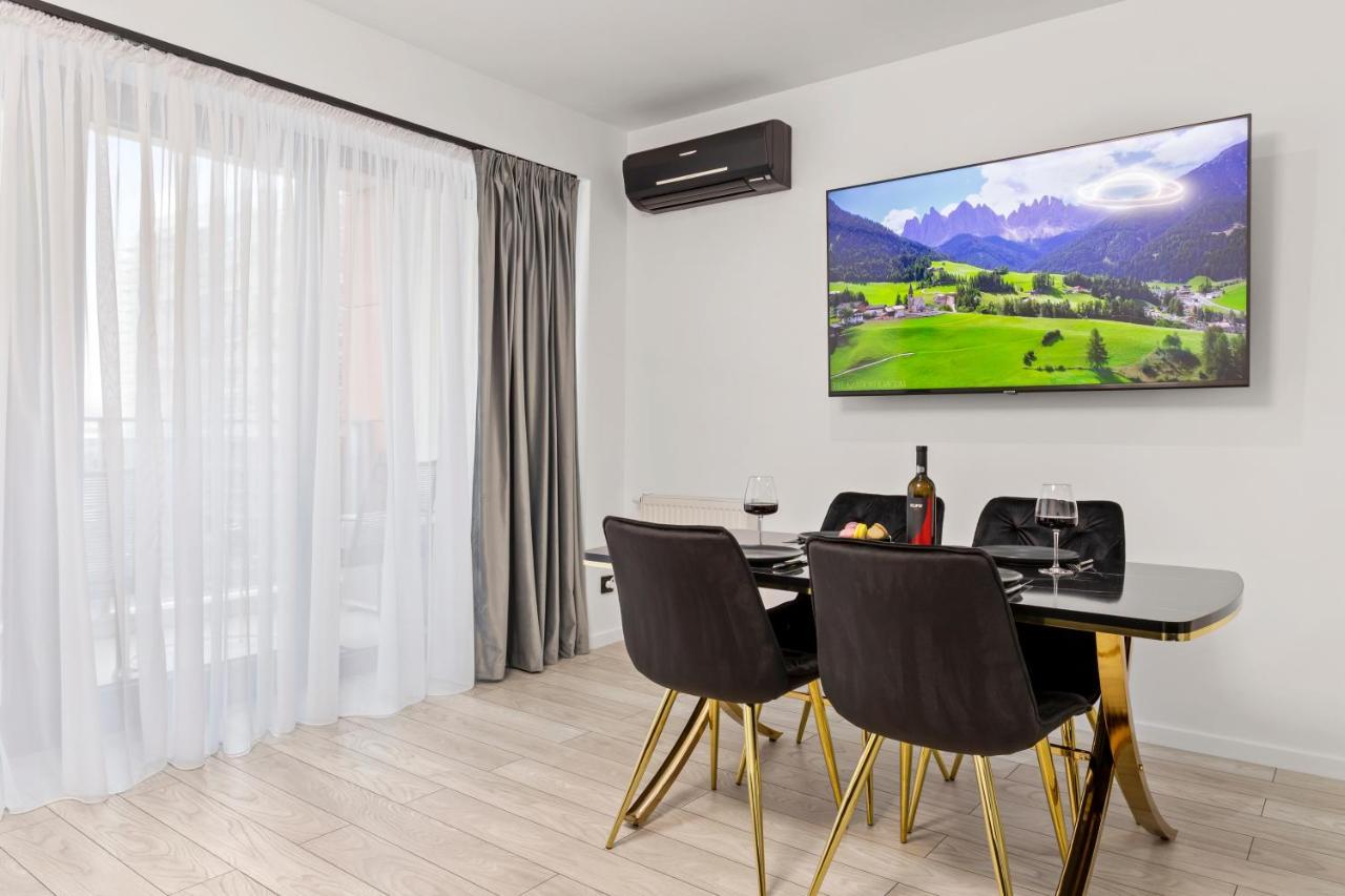 Central Deluxe By Rh Living บูคาเรสต์ ภายนอก รูปภาพ