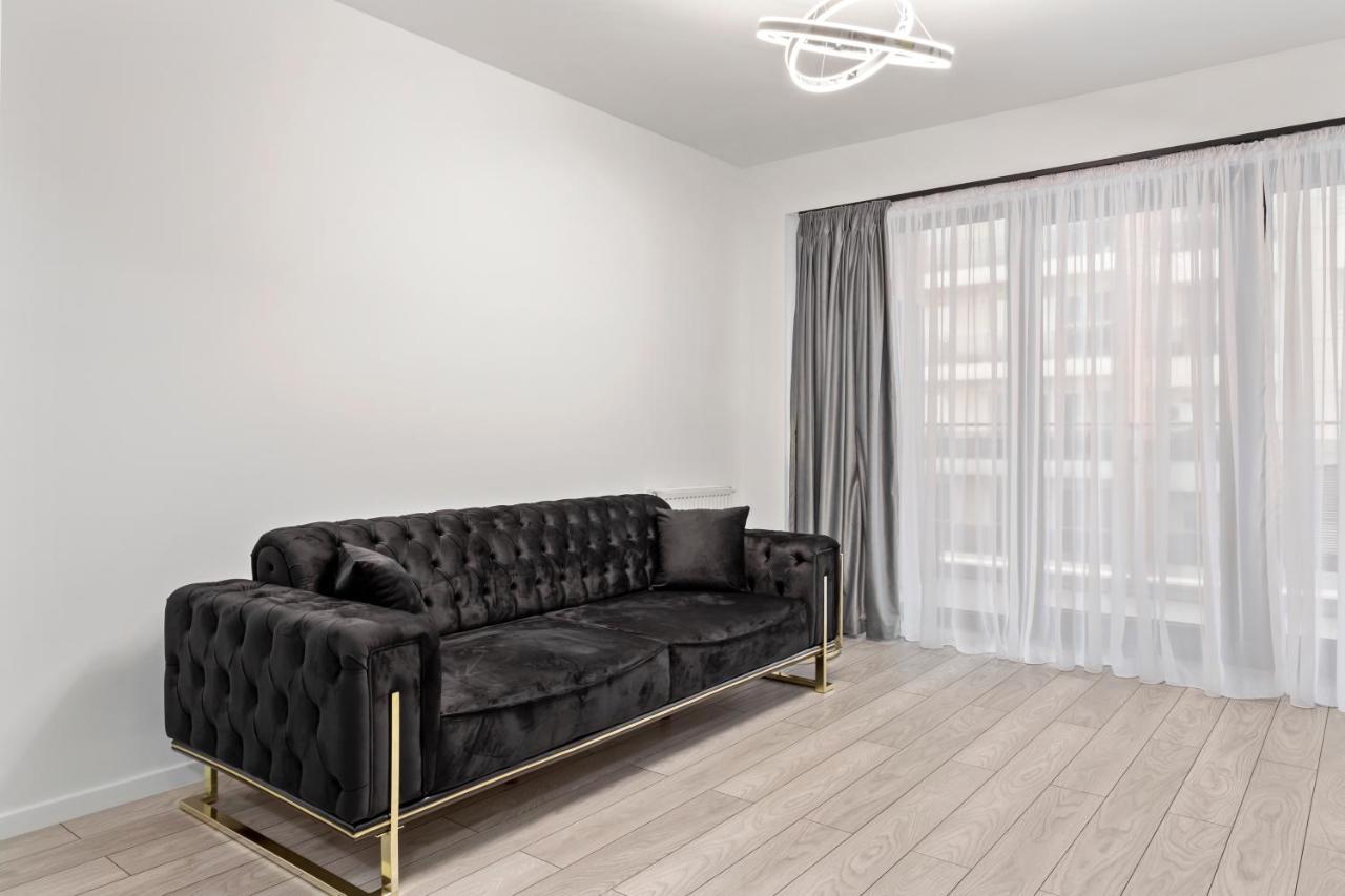 Central Deluxe By Rh Living บูคาเรสต์ ภายนอก รูปภาพ