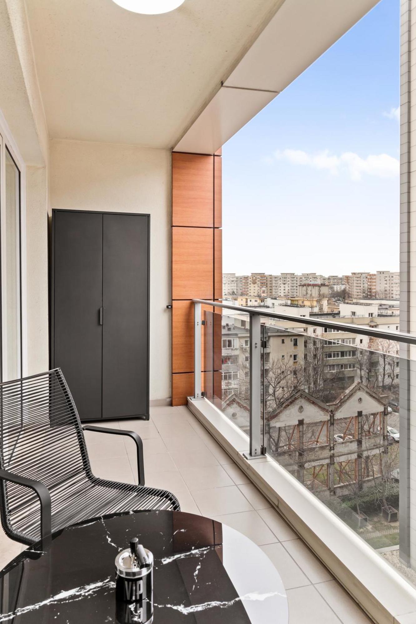 Central Deluxe By Rh Living บูคาเรสต์ ภายนอก รูปภาพ